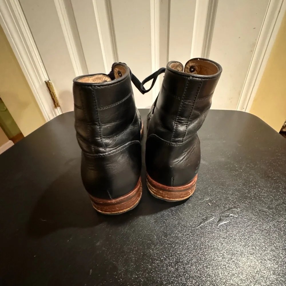 Warfield & Grand size 10 black leather ankle boot